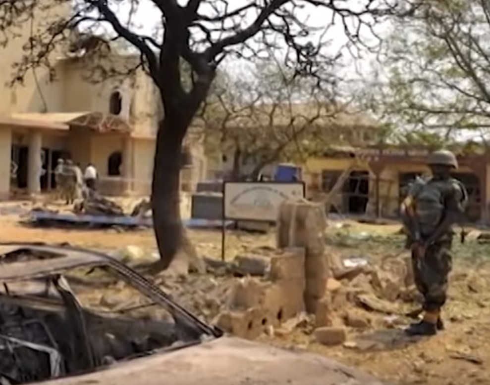 U najžešćem napadu <span style='color:red;'><b>Boko Haram</b></span>a, ubijeno 92 vojnika